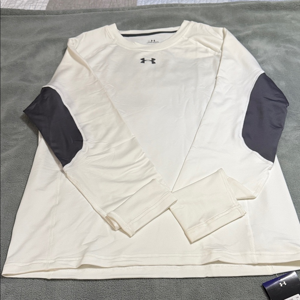 Under Armour Men's White Long Sleeve Shirt with Gray Accents